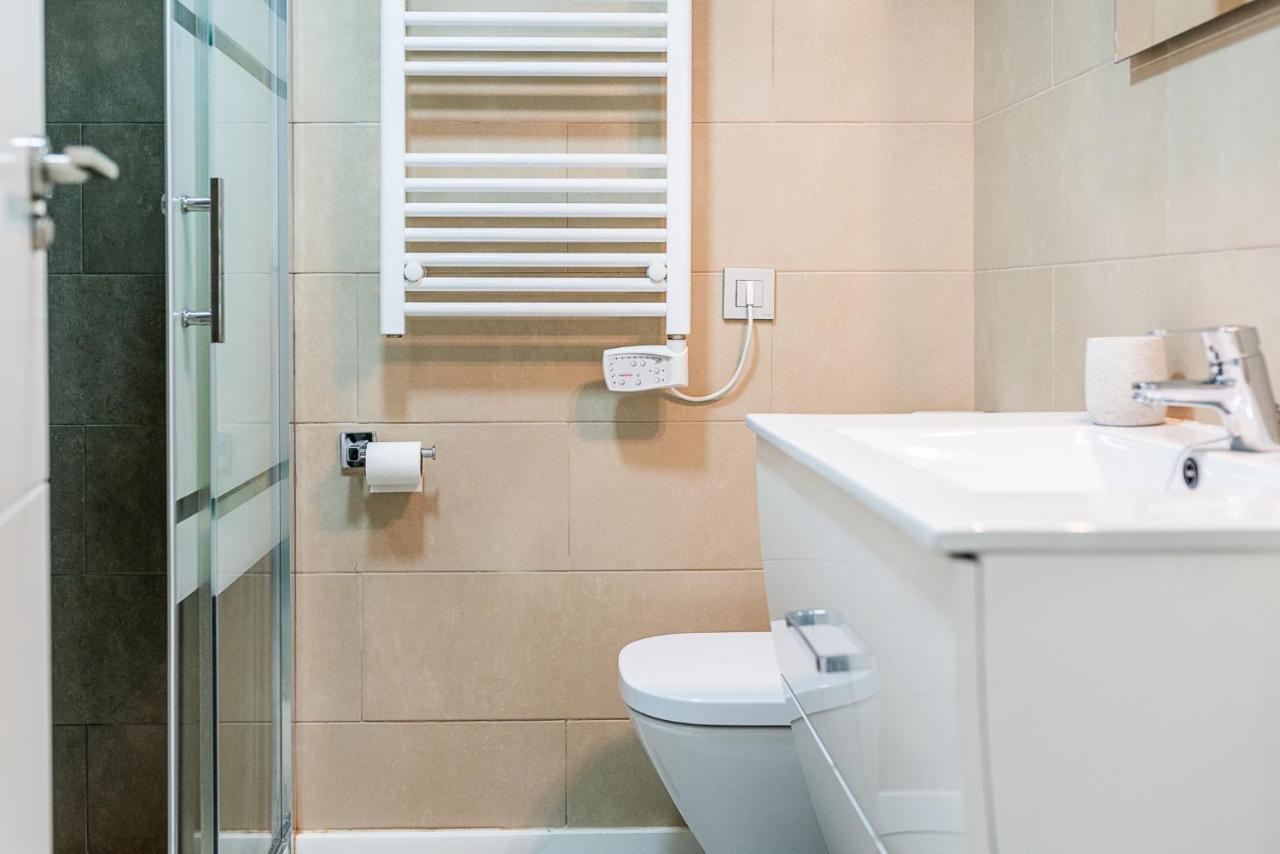 Moderno Apartamento Centro Granada Dış mekan fotoğraf